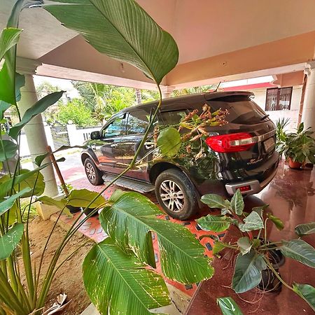 La Casa Trivandrum 4 Bhk Ac Luxury Villa At City Centre, Just 6 Kms To Airport Thiruvananthapuram Dış mekan fotoğraf