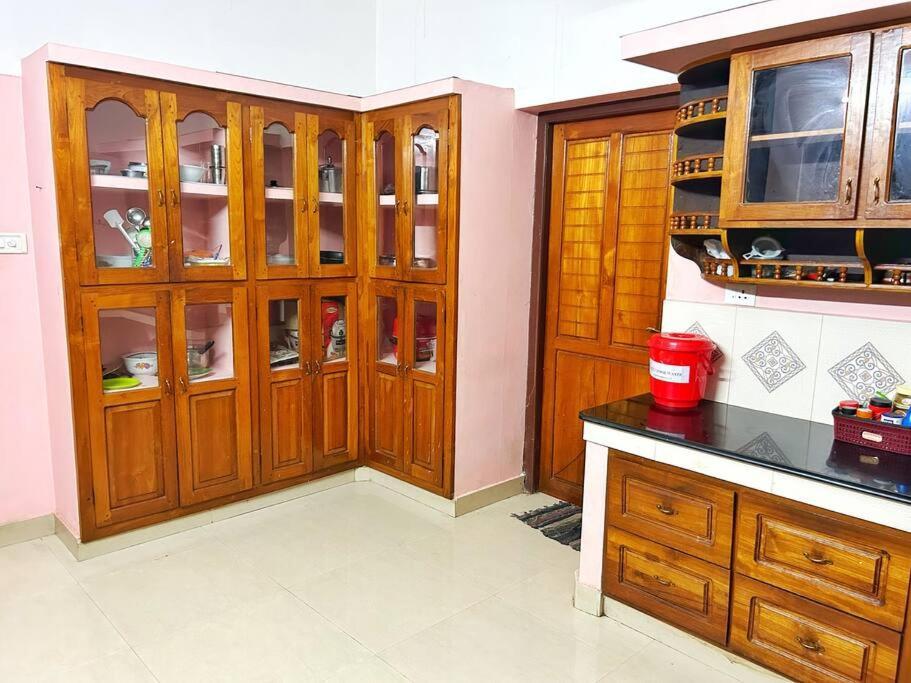 La Casa Trivandrum 4 Bhk Ac Luxury Villa At City Centre, Just 6 Kms To Airport Thiruvananthapuram Dış mekan fotoğraf