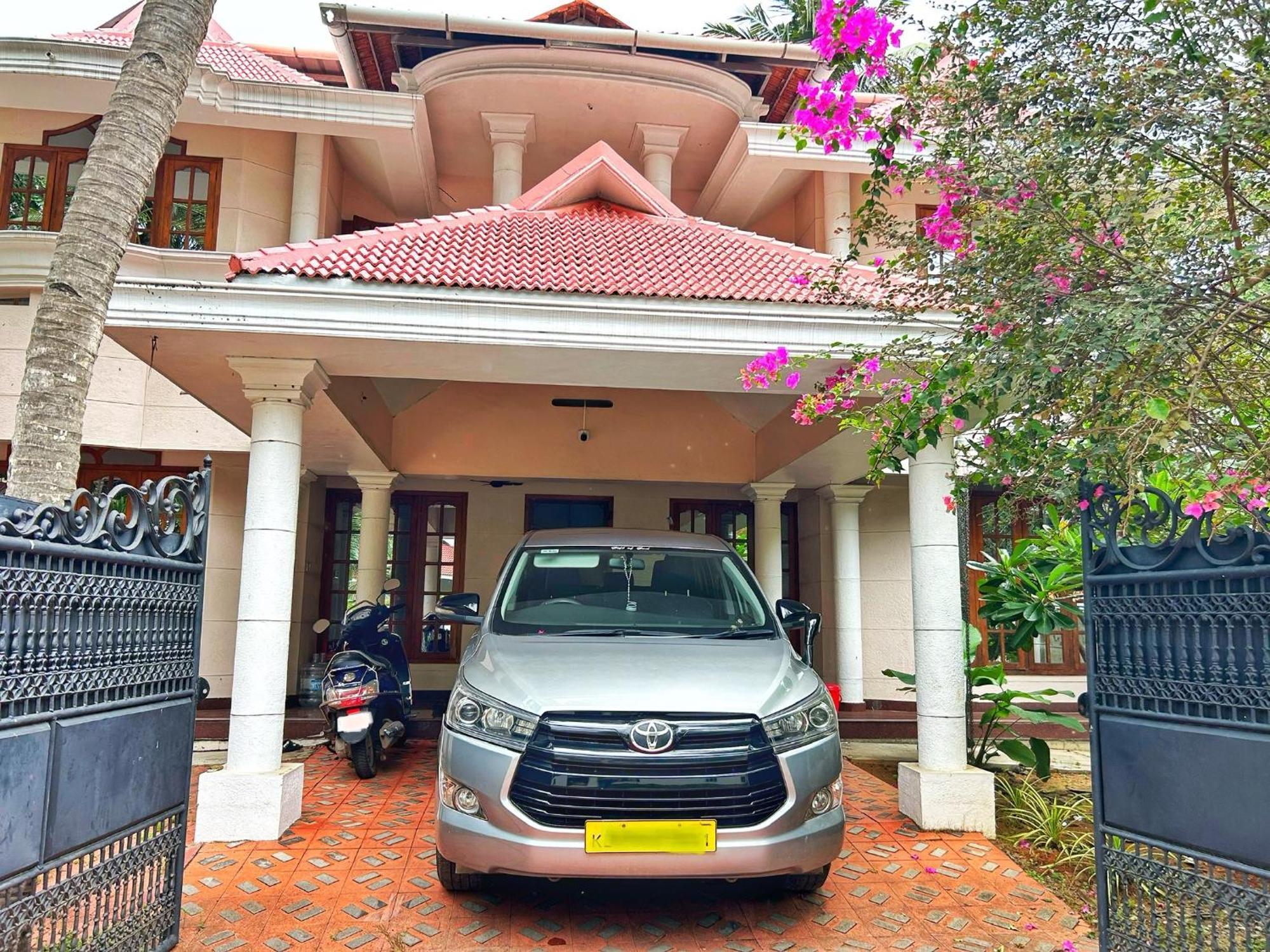 La Casa Trivandrum 4 Bhk Ac Luxury Villa At City Centre, Just 6 Kms To Airport Thiruvananthapuram Dış mekan fotoğraf