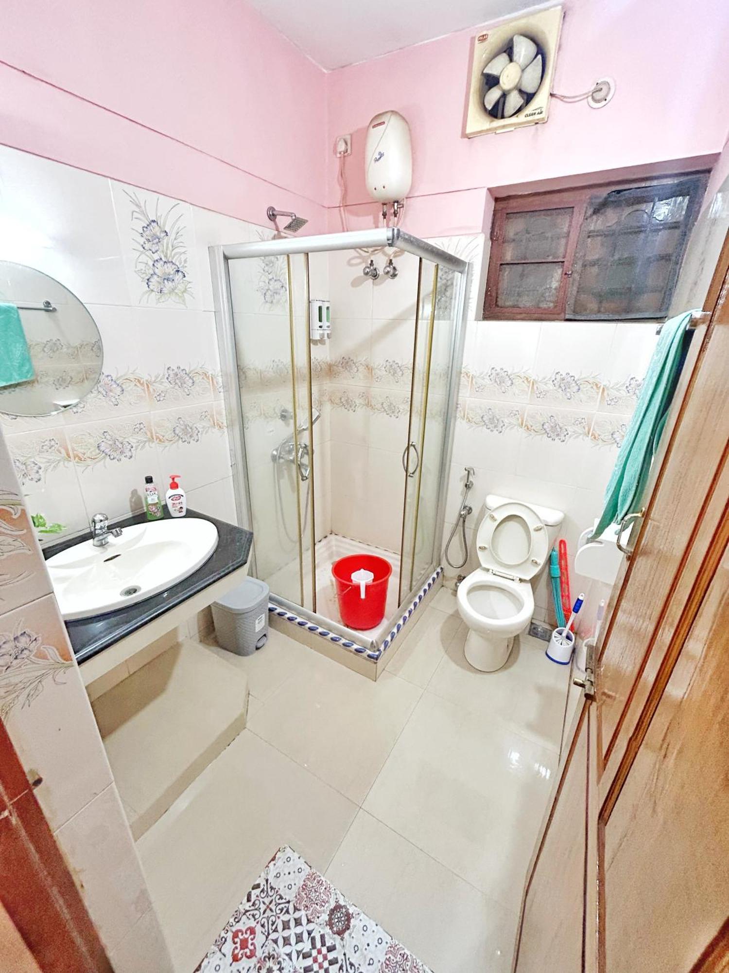 La Casa Trivandrum 4 Bhk Ac Luxury Villa At City Centre, Just 6 Kms To Airport Thiruvananthapuram Dış mekan fotoğraf