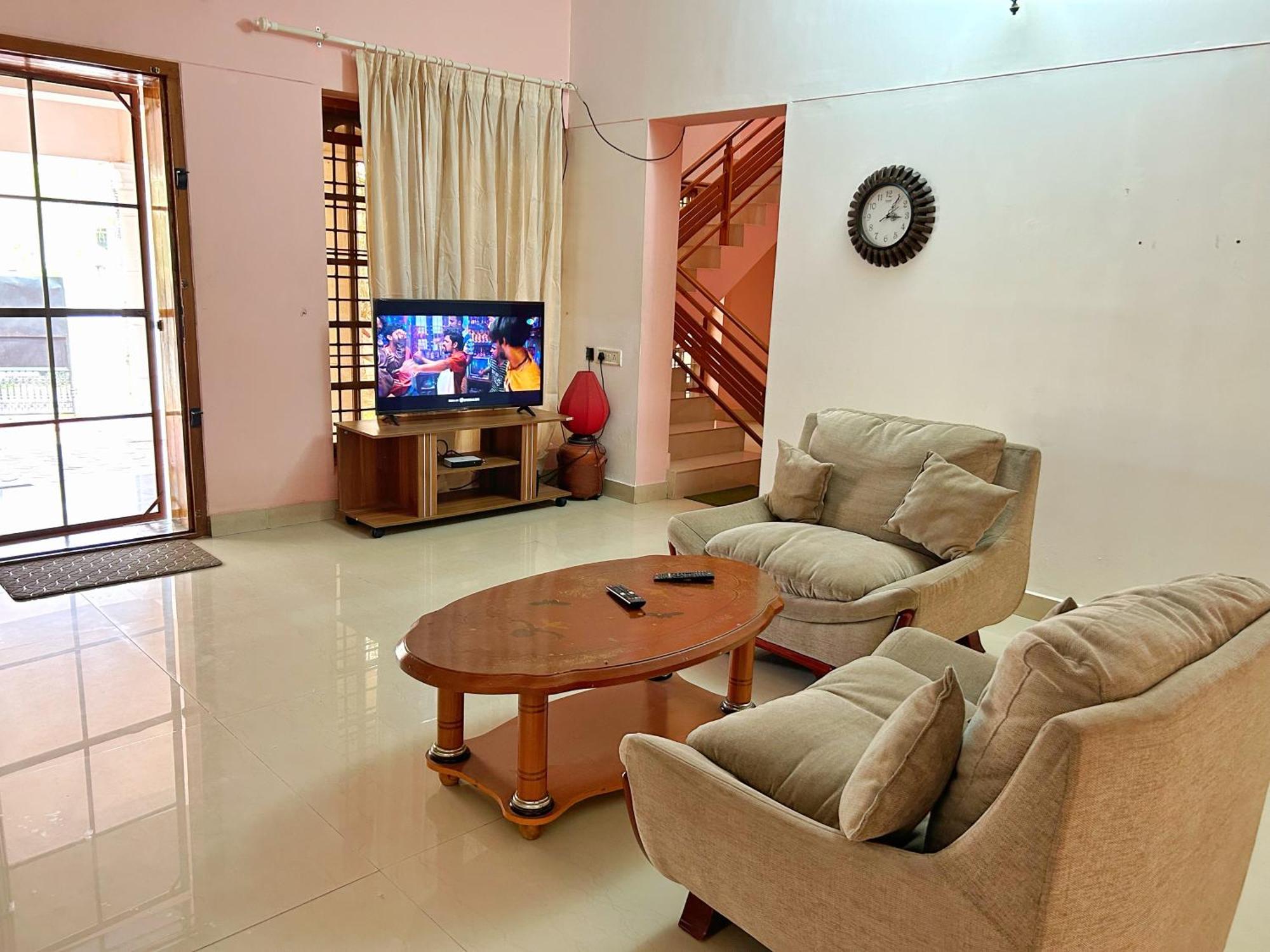 La Casa Trivandrum 4 Bhk Ac Luxury Villa At City Centre, Just 6 Kms To Airport Thiruvananthapuram Dış mekan fotoğraf