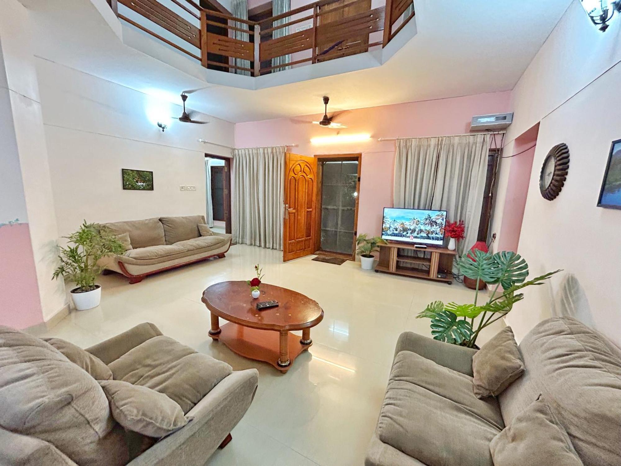 La Casa Trivandrum 4 Bhk Ac Luxury Villa At City Centre, Just 6 Kms To Airport Thiruvananthapuram Dış mekan fotoğraf